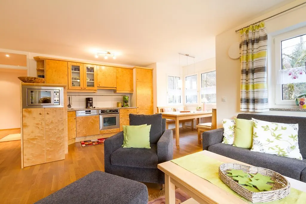 Landhaus Deiser Ferienwohnung Am Fuggerpark Oberstdorf